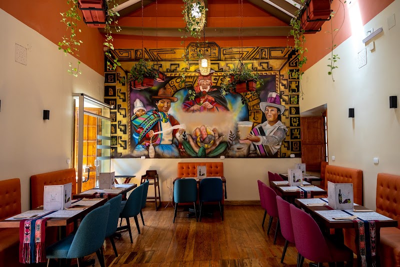 Almuerzo en restaurante local de Cusco