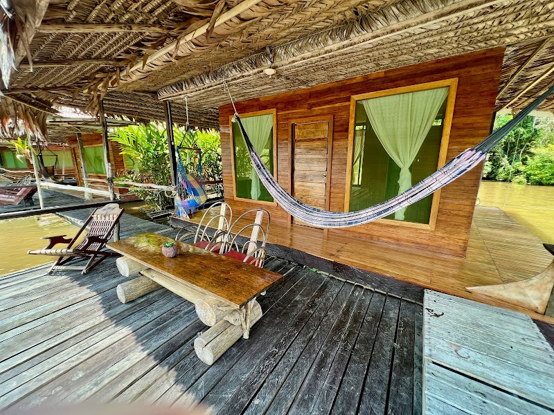 Almuerzo en Amazon Symphony Lodge