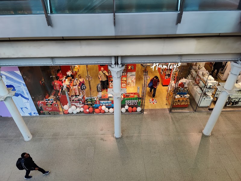 Hamleys (Unit 8a Euston Rd.)