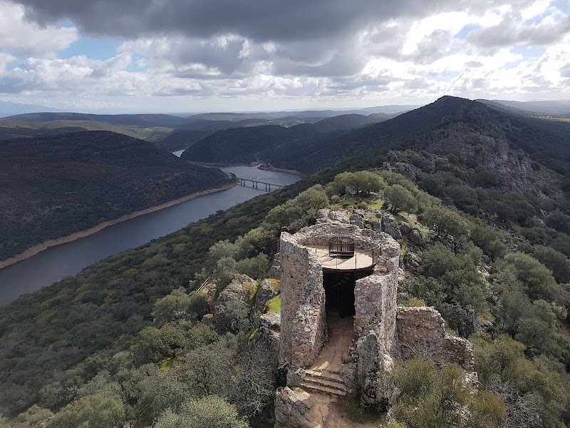 Castillo de Monfragüe