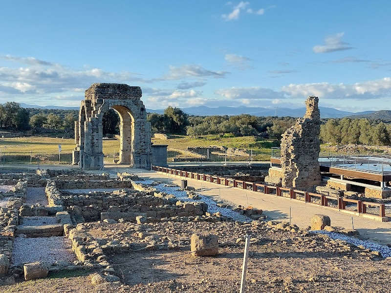 Arco de Caparra