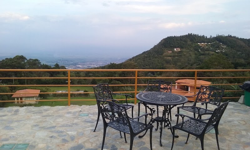 Picnic romantico en el valle