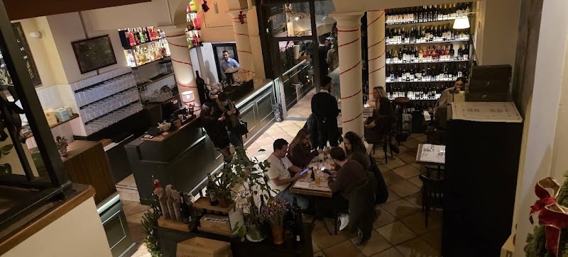 Adesso Vineria Bistrot