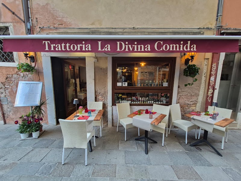 Almuerzo en restaurante local (Venecia)