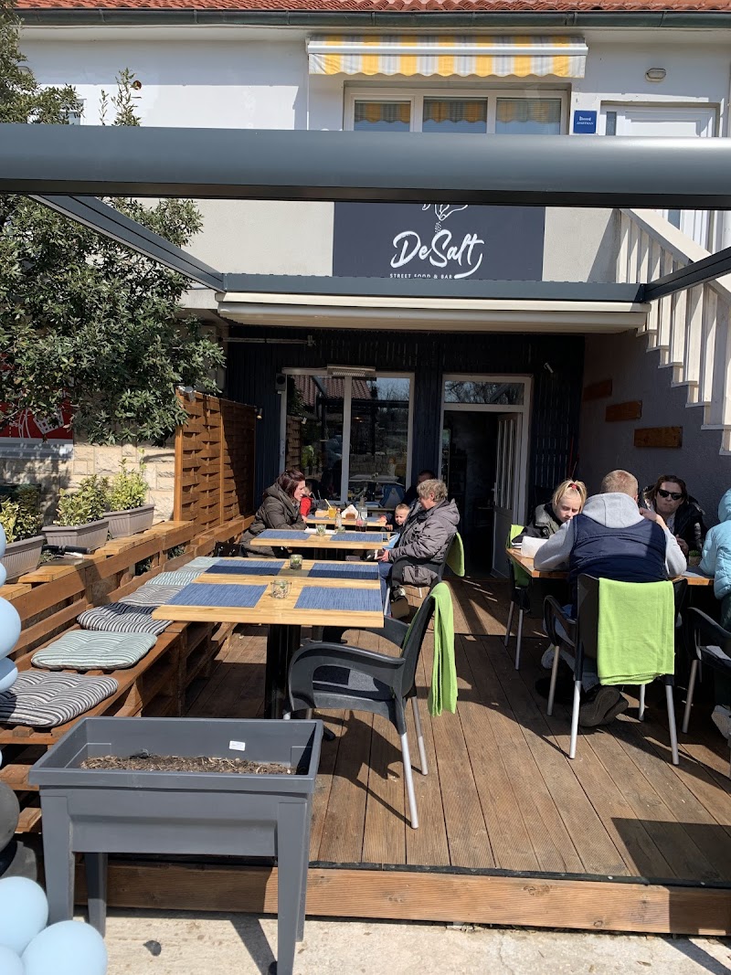 DeSalt Street Food & Bar