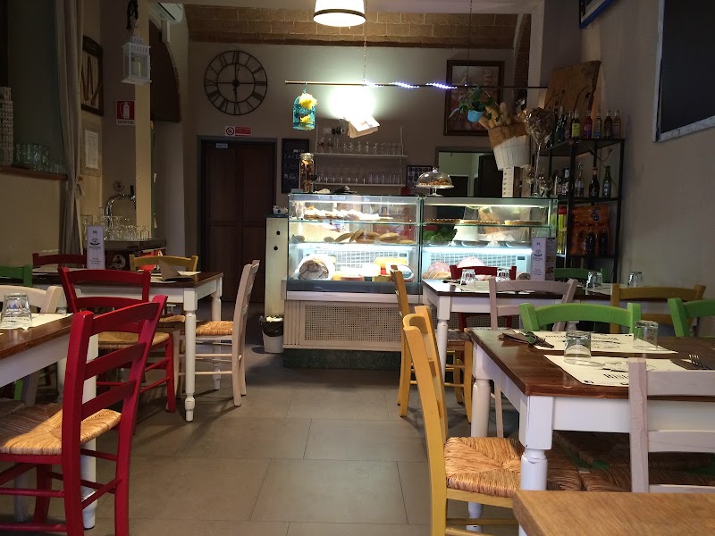 Almuerzo en restaurante local (zona Piazza dei Miracoli)