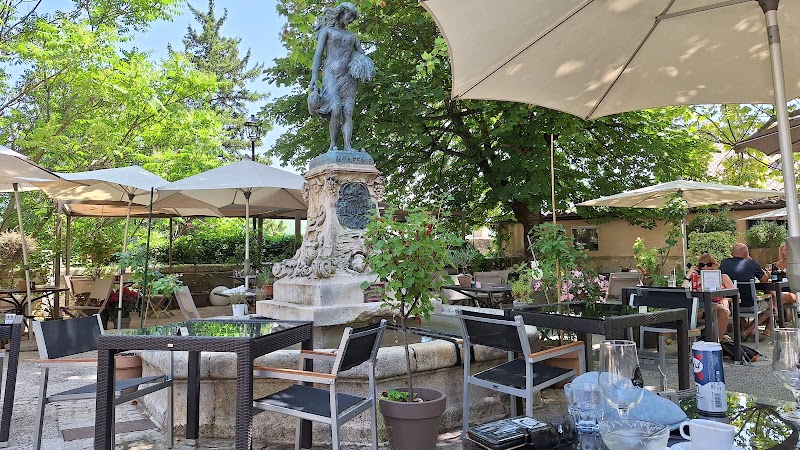 Dejeuner au restaurant La Lavande