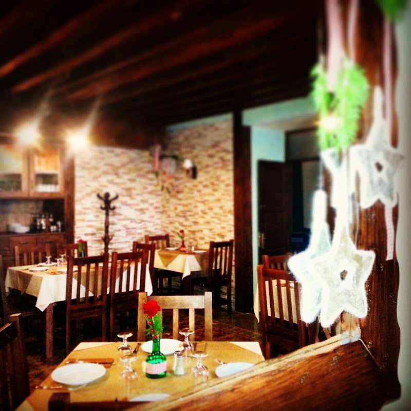 Casa de Comidas - La Parada