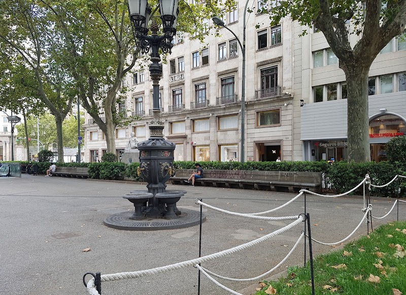 Paseo y descanso en Jardín Reina Victoria