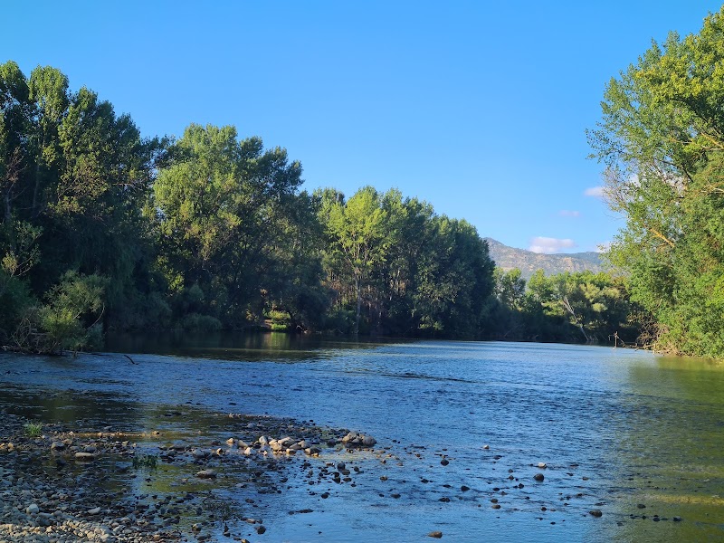 Morning Stroll along the Rio Ebro