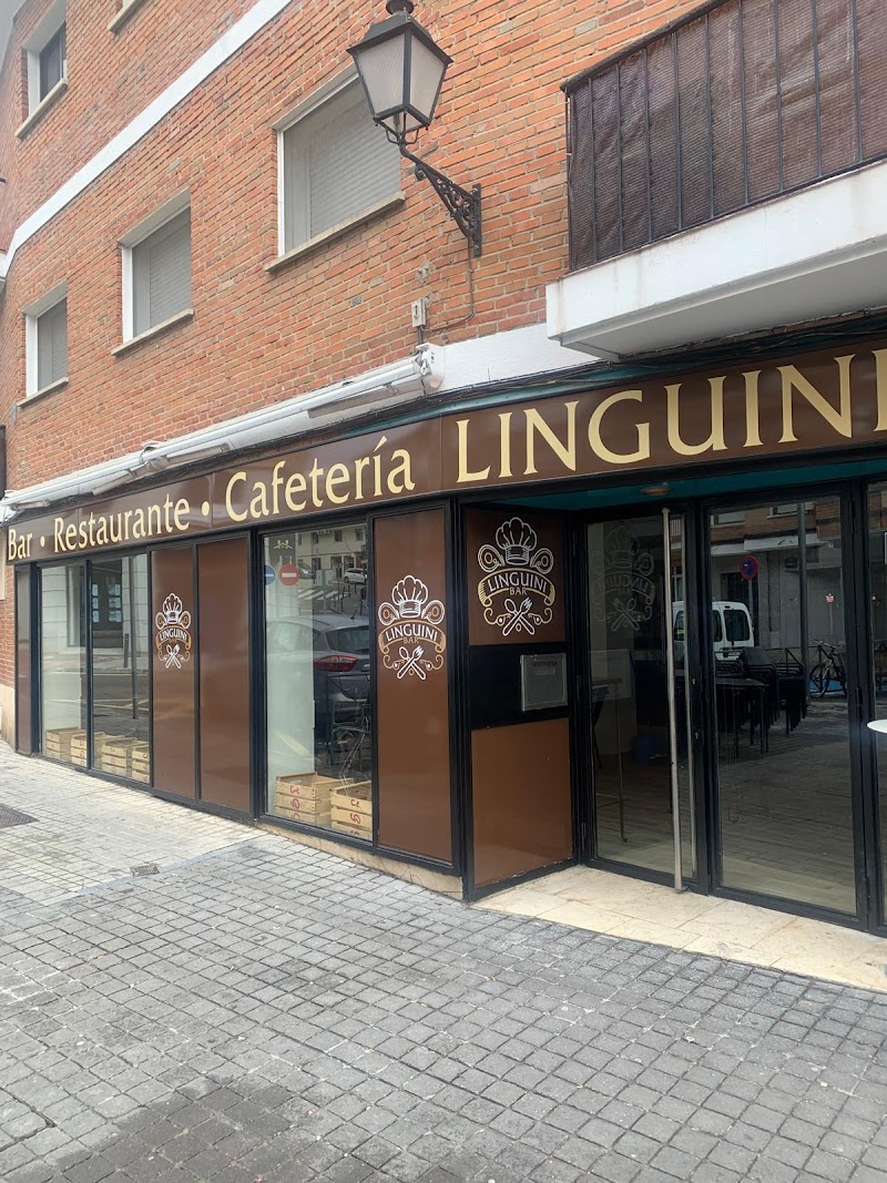 Optional: Aperitivo at Linguini bar
