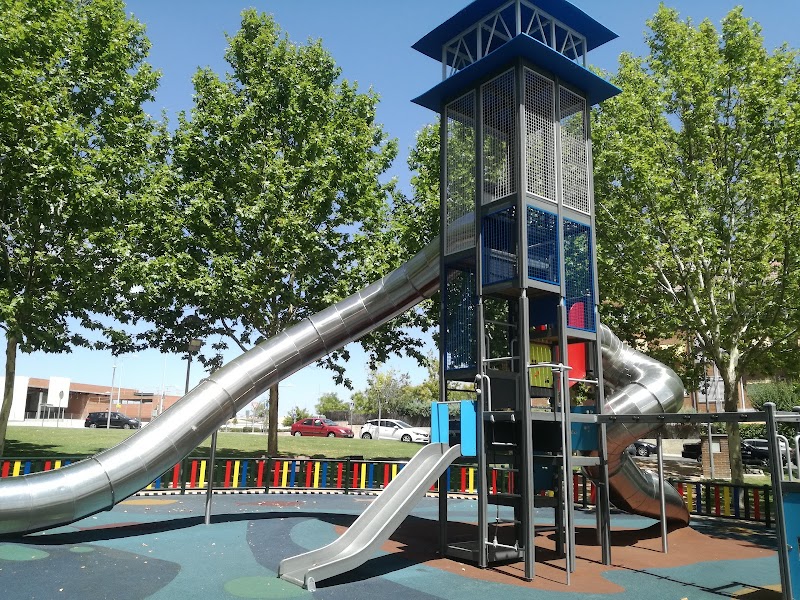 OPTIONNEL : Détour au Víctimas Del Terrorismo Park