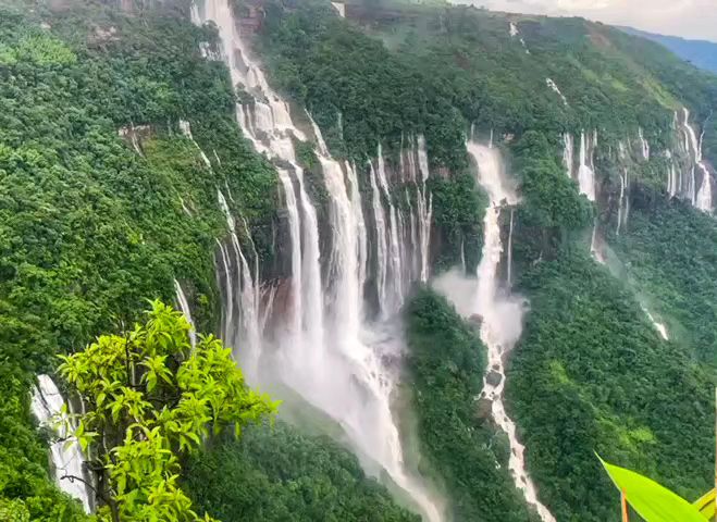 Seven Sisters Waterfall
