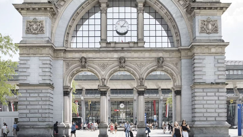 Tren de alta velocidad París-Lucerna
