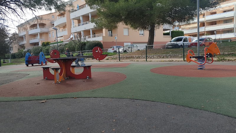 Après-midi jeux au parc de Bergara
