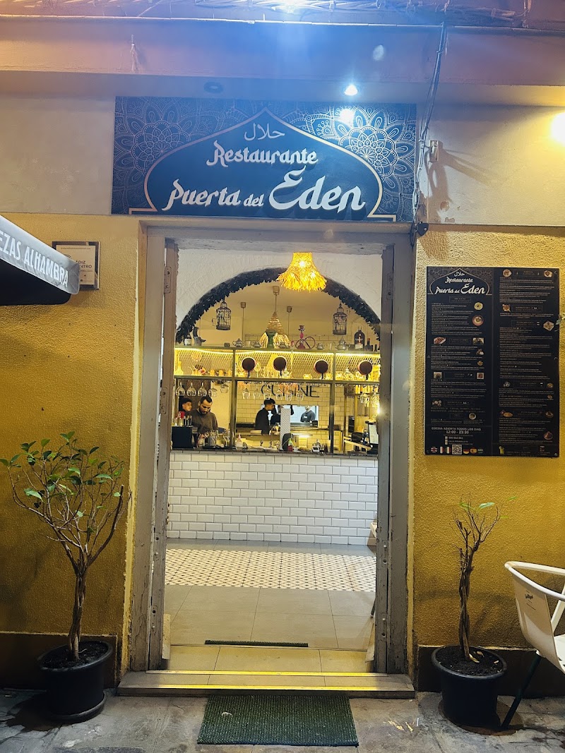 Cena en Restaurante Puerta del Edén