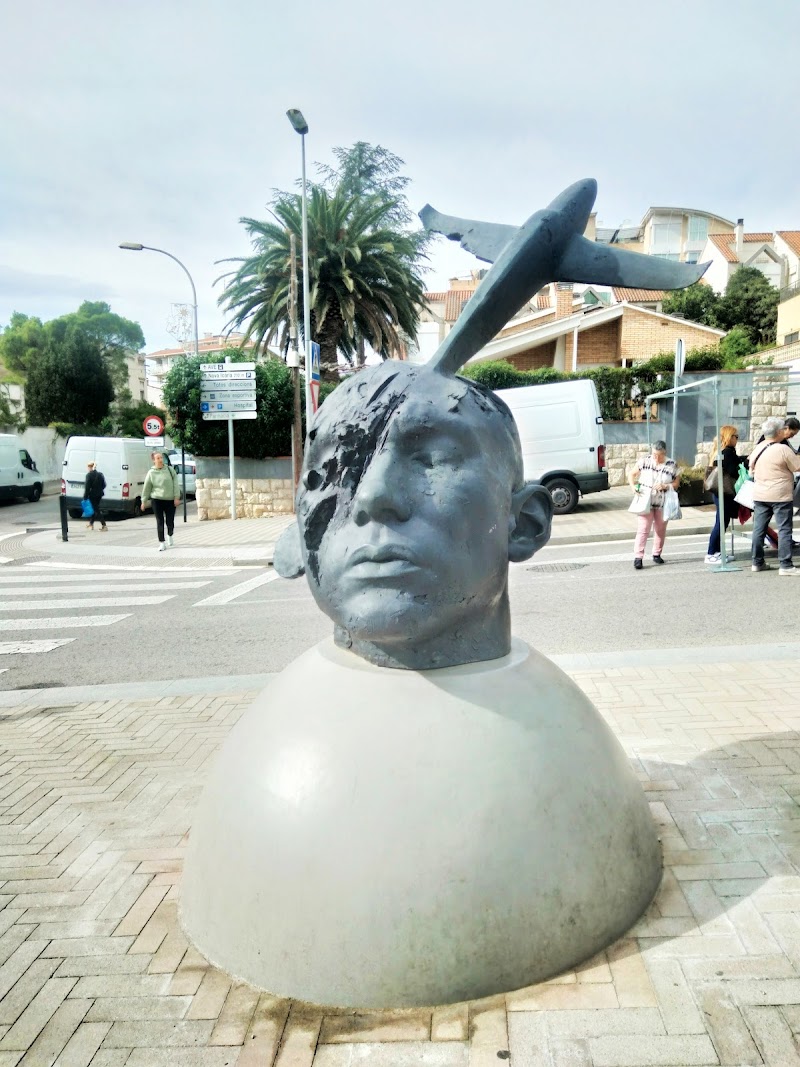 Paseo por el centro histórico de Figueres