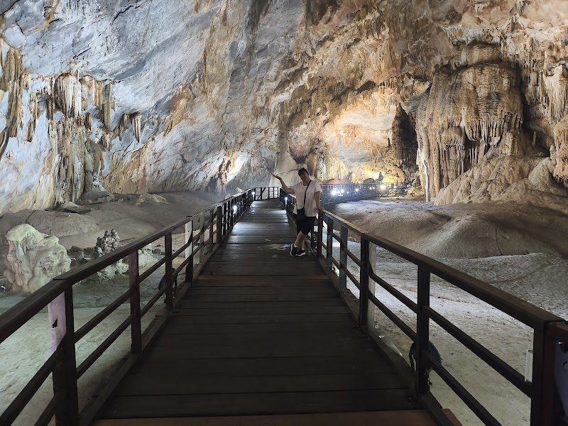 Paradise Cave (Thiên Đường Cave)