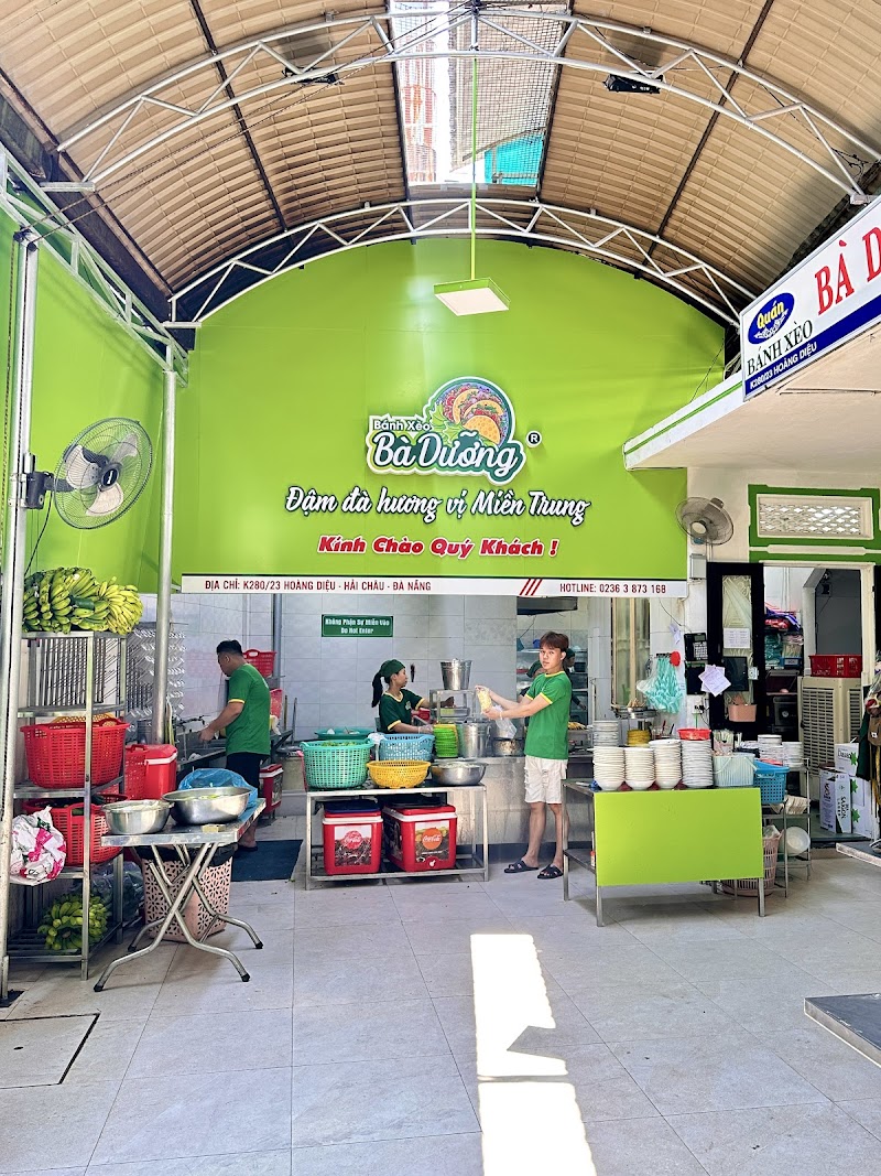 Frokost på Bánh Xèo Bà Dưỡng