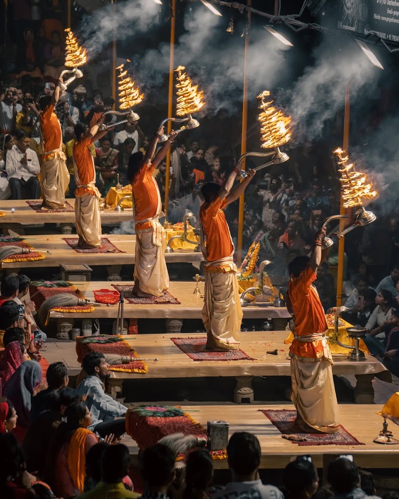 Evening Ganga Aarti at Dashashwamedh Ghat