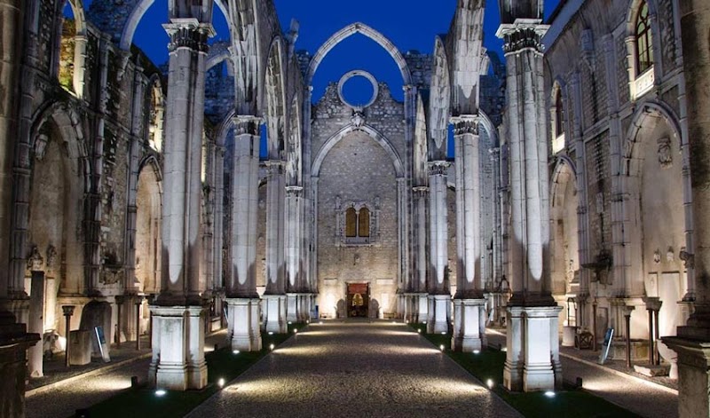 Paseo por el Convento do Carmo