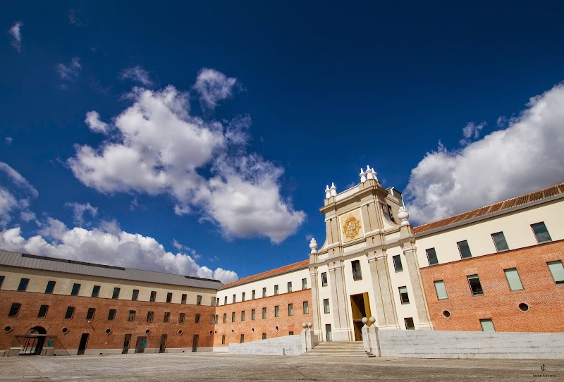 Visita al Conde Duque Centro Cultural