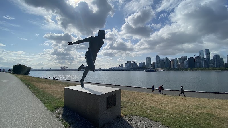 Paseo matutino por Yaletown y False Creek Seawall