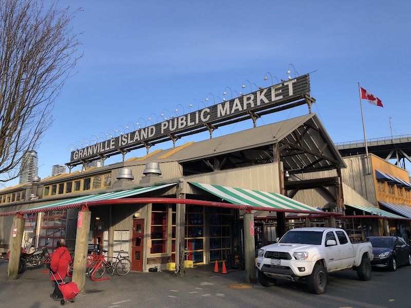 Paseo por los talleres de artistas y boutiques de Granville Island