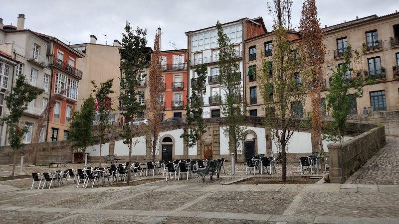 Paseo por el casco histórico de Ourense