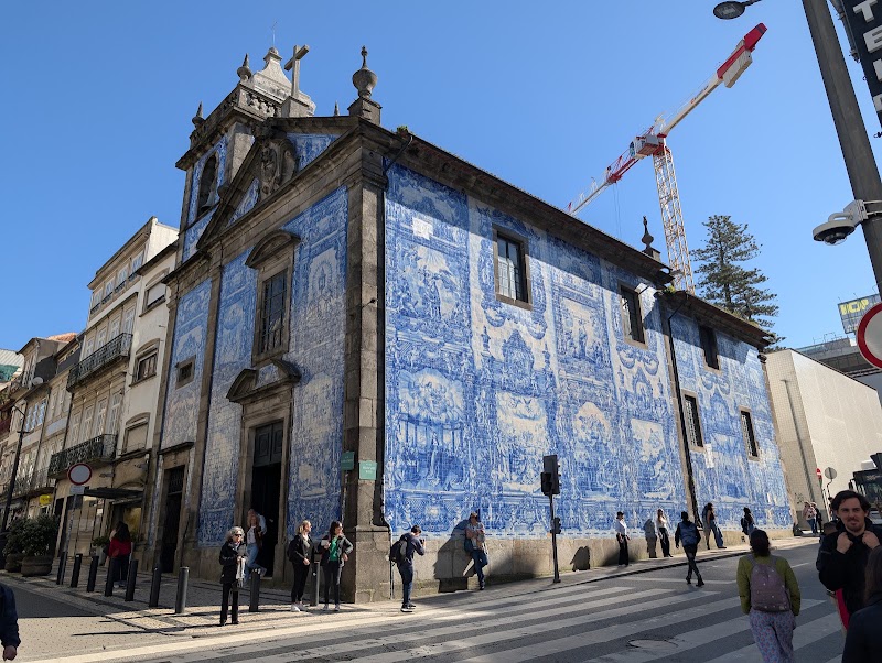 Capilla de las Almas y Rua de Santa Catarina