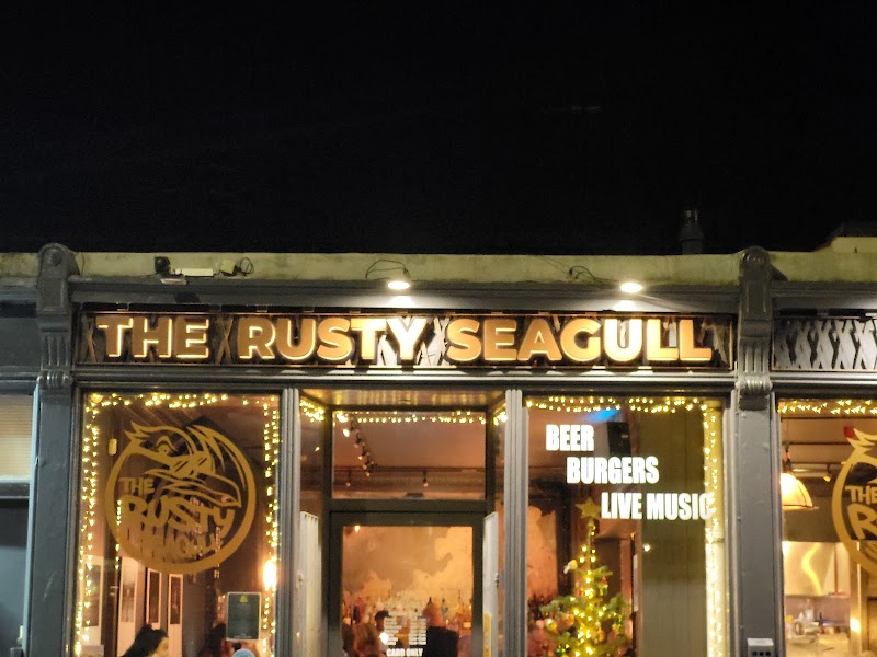 Almuerzo en Winging it @ The Rusty Seagull