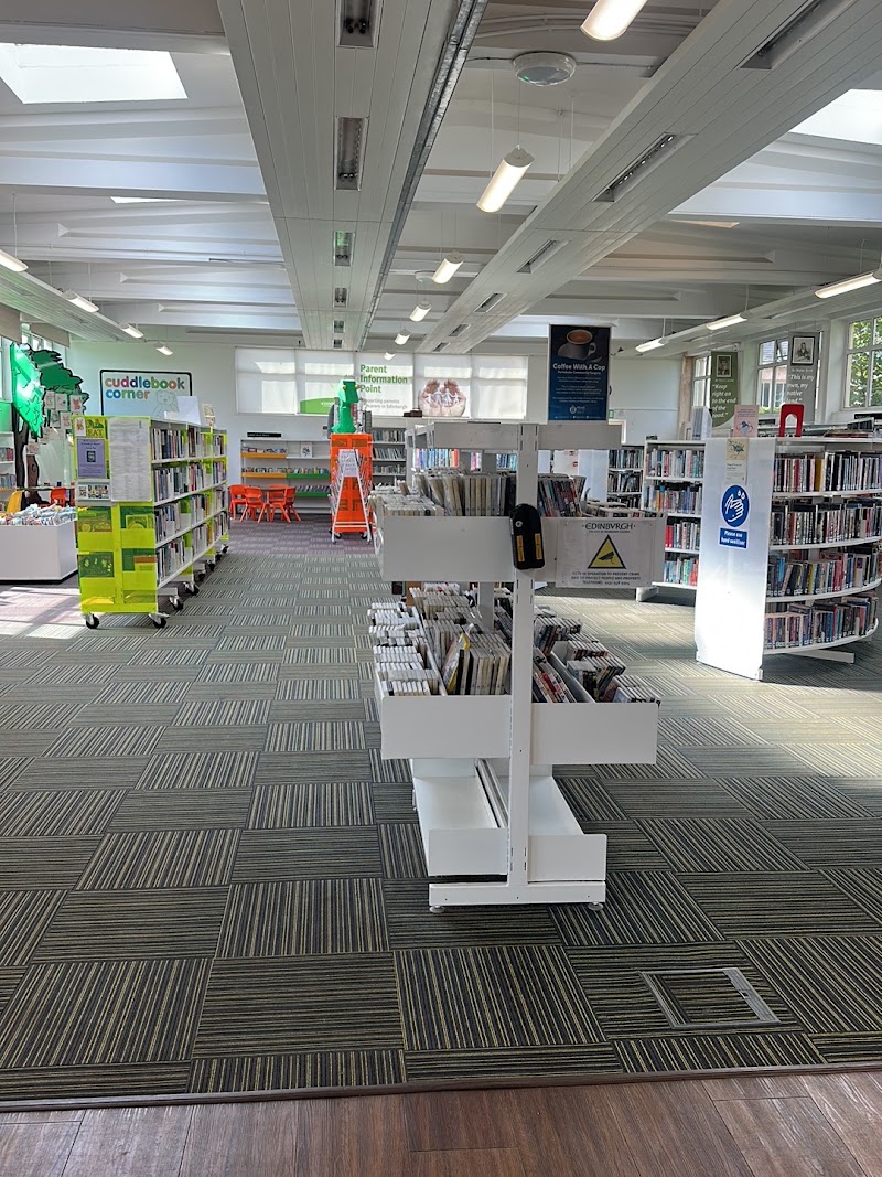 Visita a la Biblioteca de Portobello