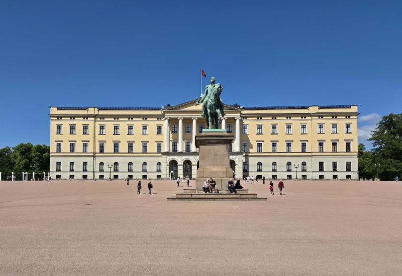 Paseo por el Palacio Real y Slottsparken