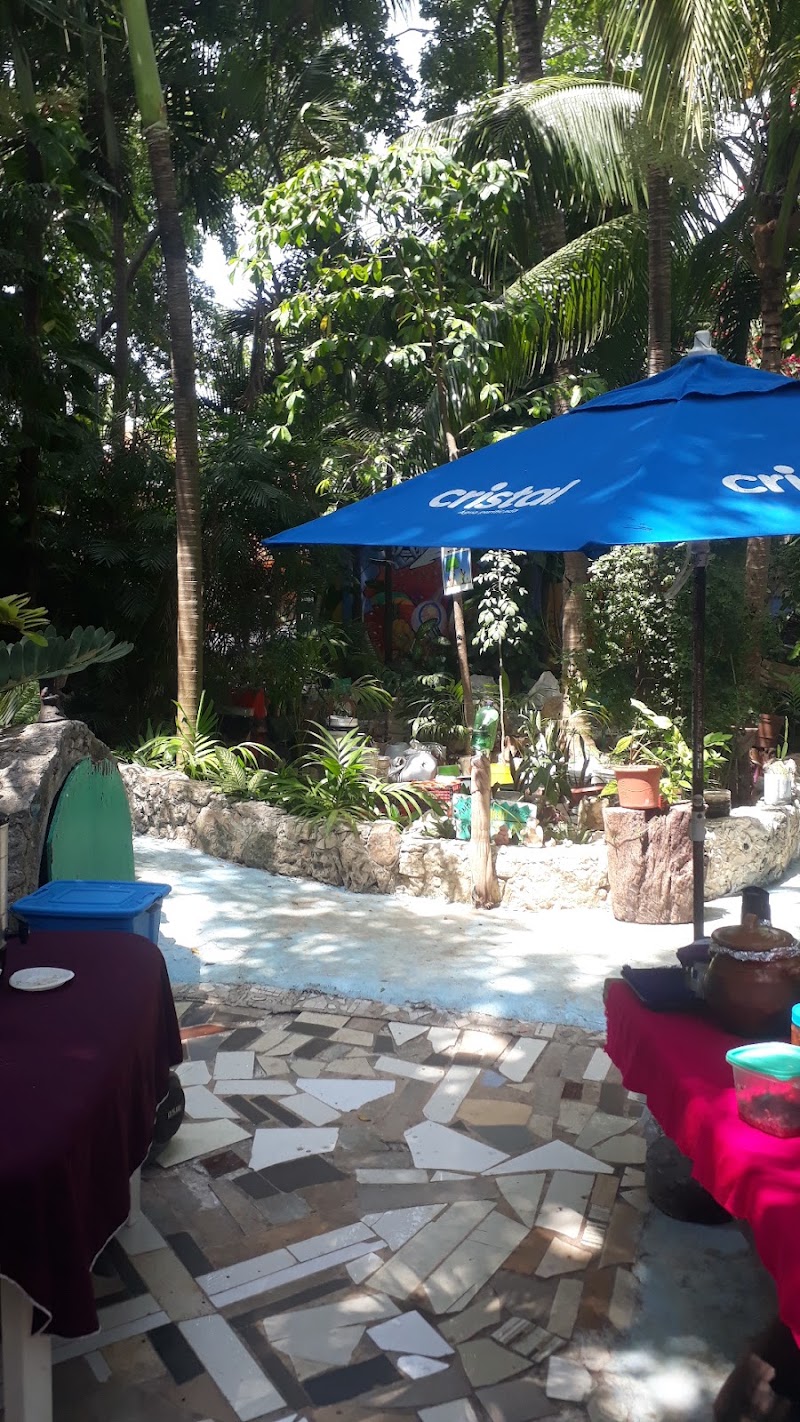 Ecotianguis Desayuno at El Jardín de Todas