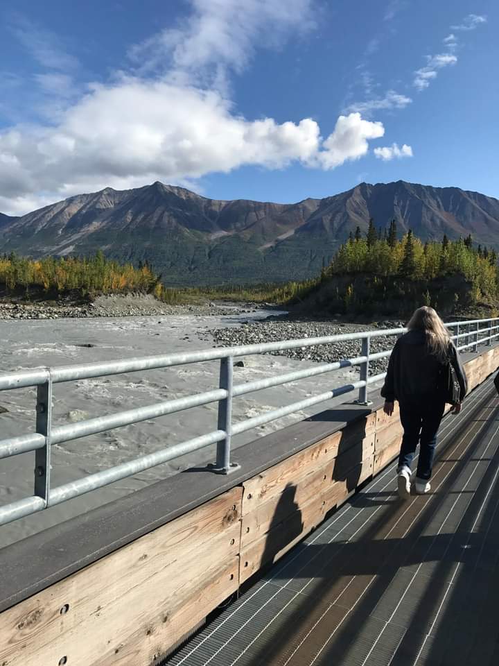 Transport: McCarthy to Chitina by Shuttle