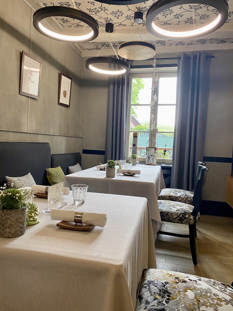 Almuerzo en Le Pressoir de Bacchus