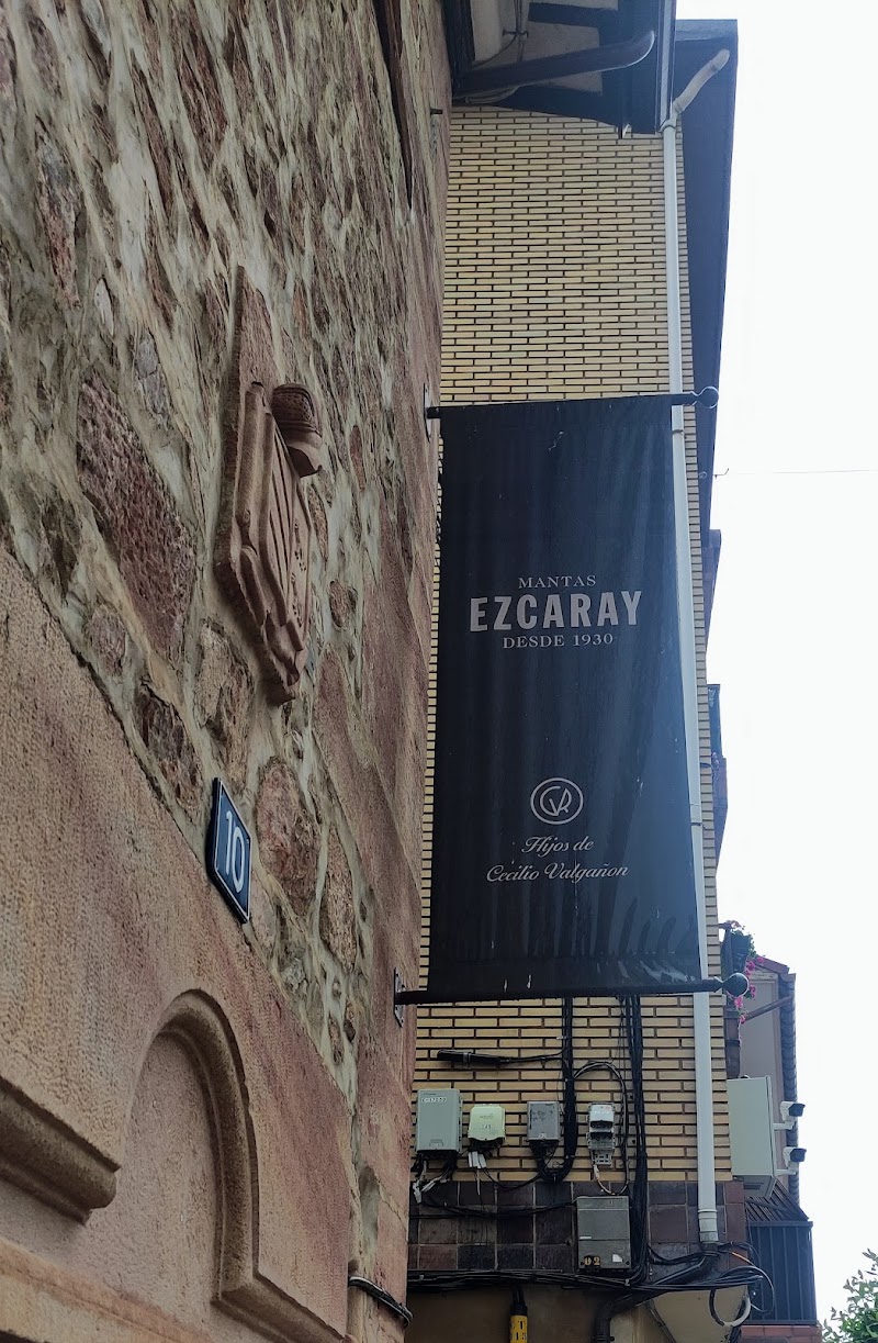 Visite de la boutique Mantas Ezcaray