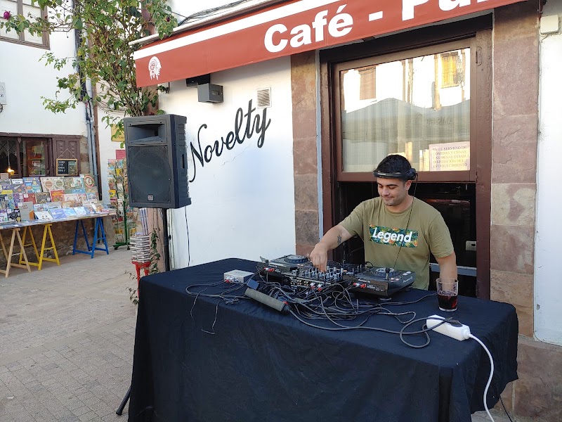 Moment détente sur la Plaza de la Verdura