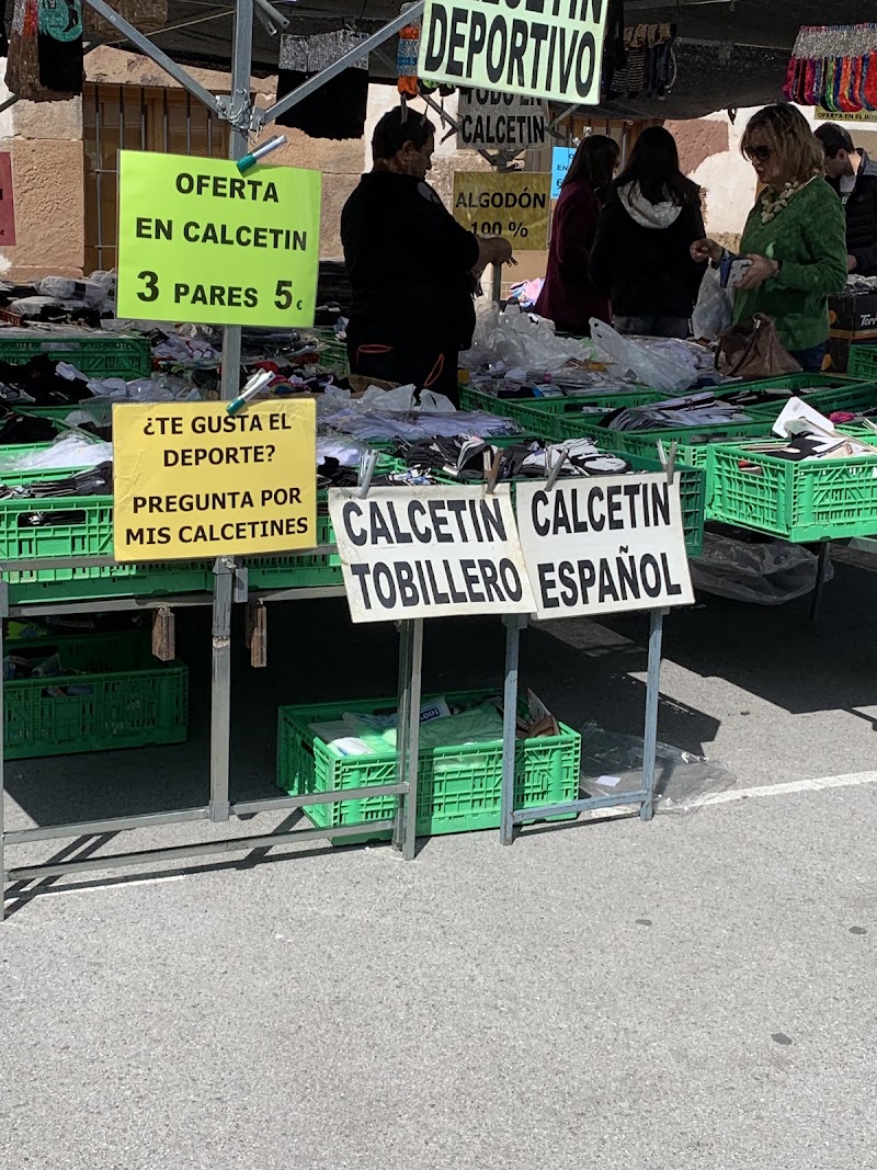 Découverte du marché local (si jour de marché)