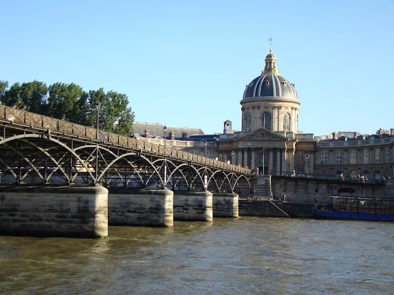 Paseo por el Sena y Pont des Arts