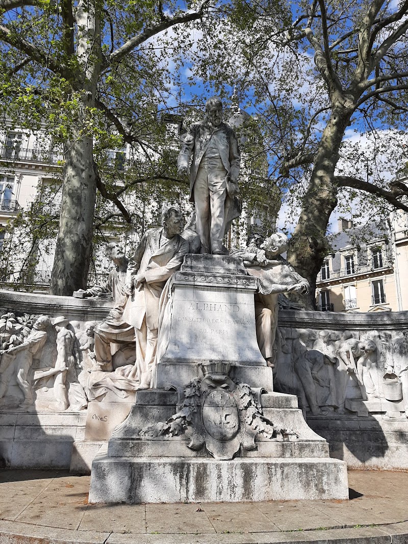 Descanso en los Jardines de l'avenue Foch (opcional)