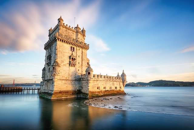 Ruta matinal por Belém: jardines y ambiente ribereño