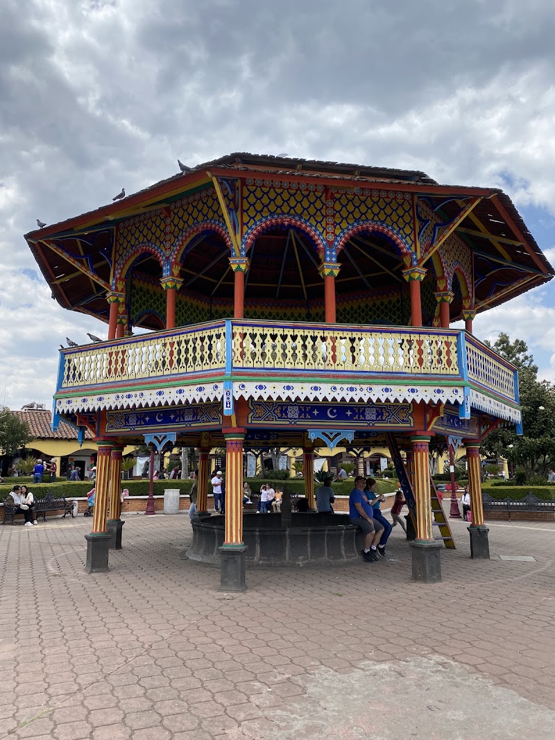 Kiosco Neo-Mudéjar