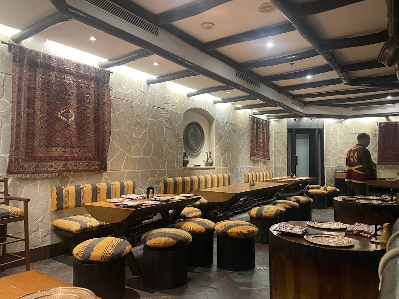 Cena en Peshawri