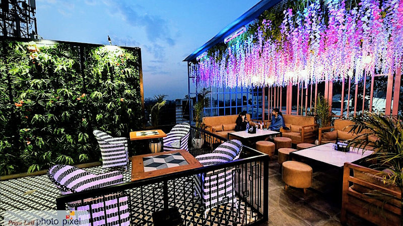 Té al atardecer en Tea'se Me - Rooftop Cafe & Bar
