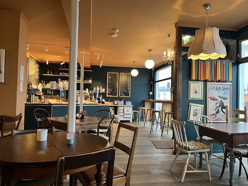 Caffè e dolci tipici a Henningsvær