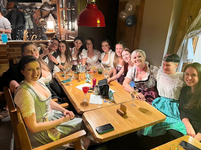 Cena en Bauernbraeu