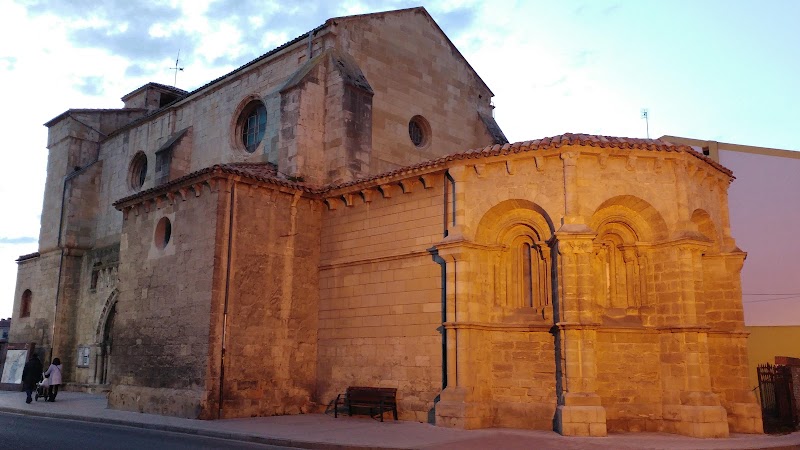 Paseo por Estavillo y visita a la iglesia
