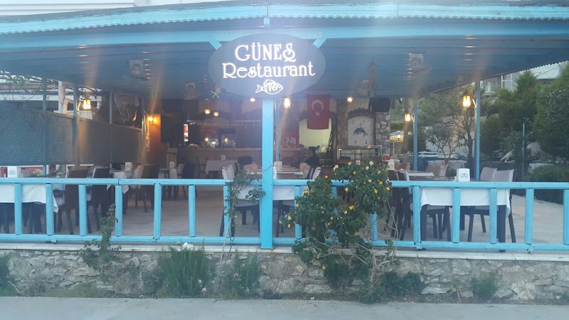 Almuerzo en Güneş Restaurant