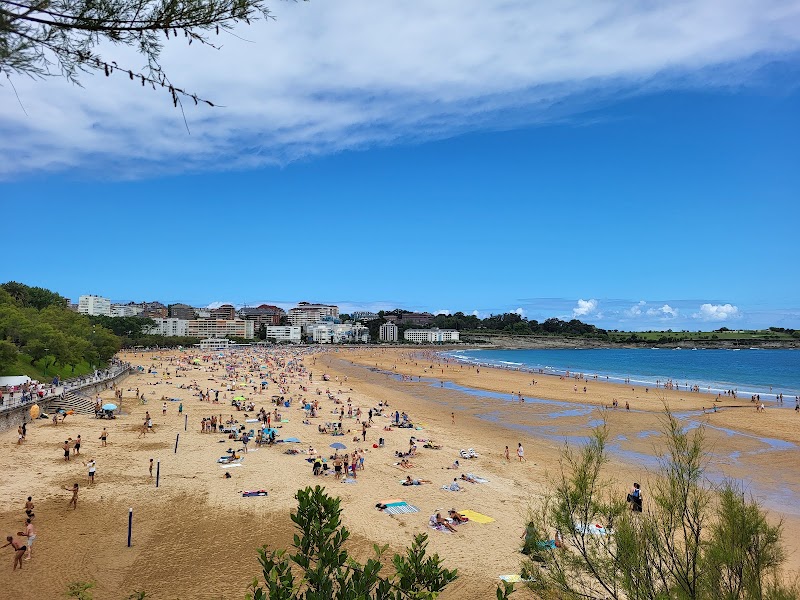 Paseo por la Primera playa de El Sardinero
